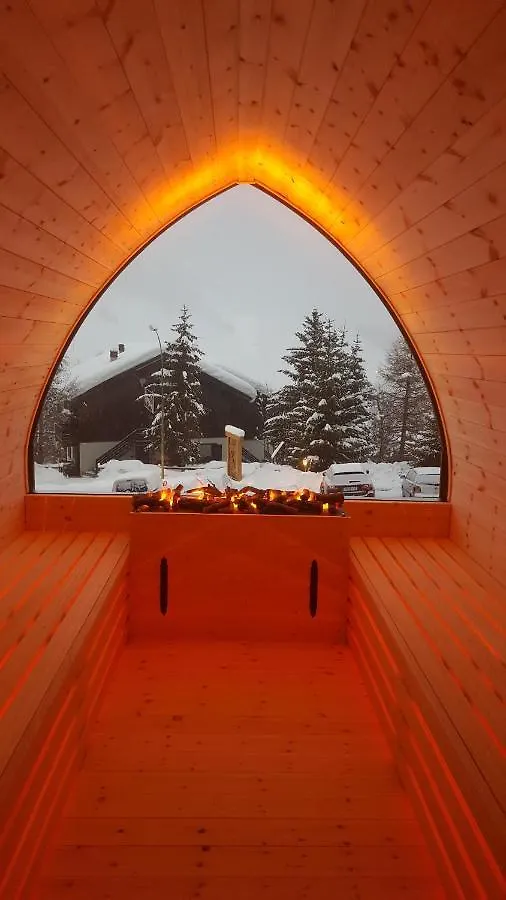 Hotel Del Bosco Livigno 3*,  Italy