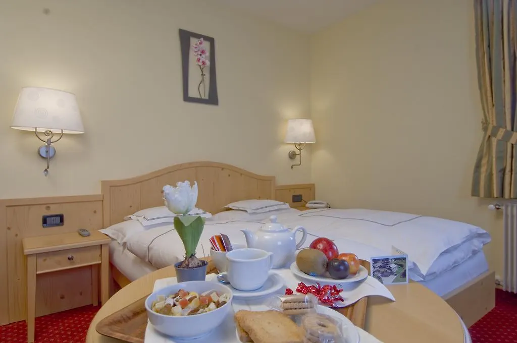 Hotel del Bosco Livigno 3*,  Italia